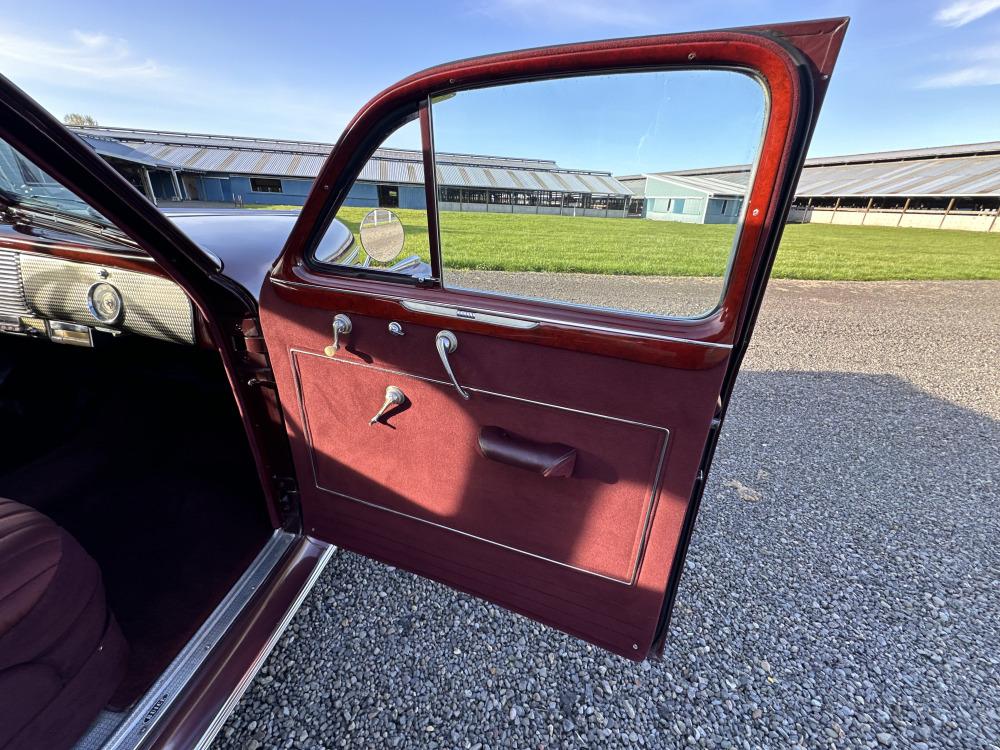 1940 Buick Super 8 Sedan