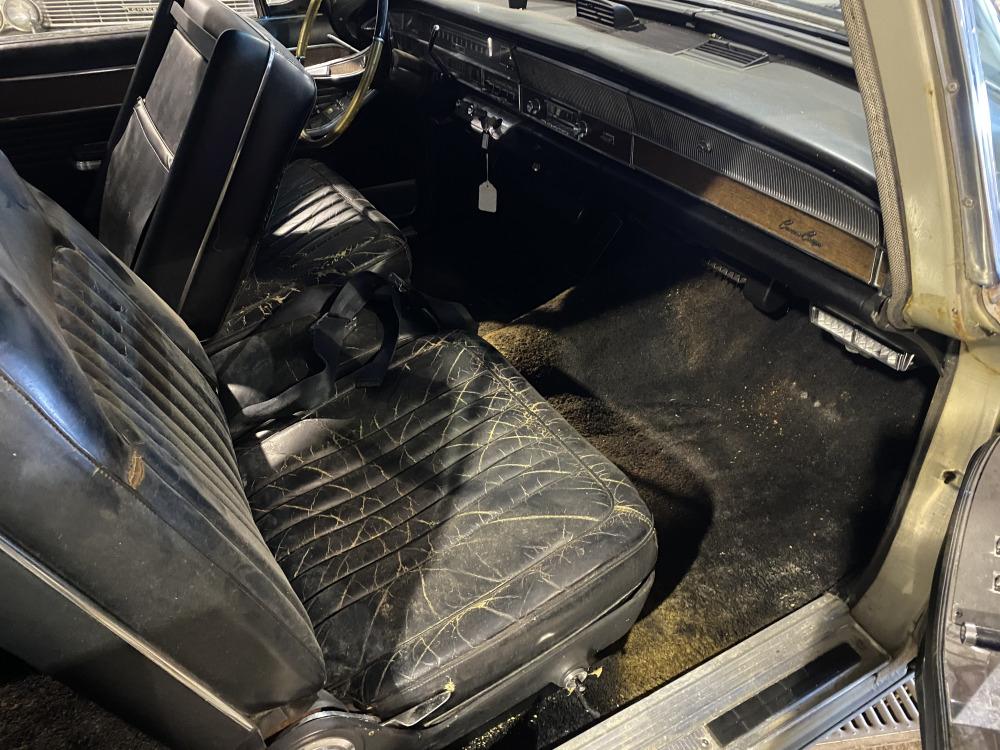 [NO RESERVE] 1965 Chrysler Imperial Crown Coupe