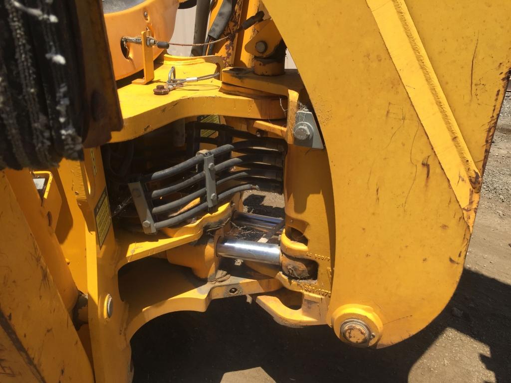 2003 JCB 214 Backhoe,