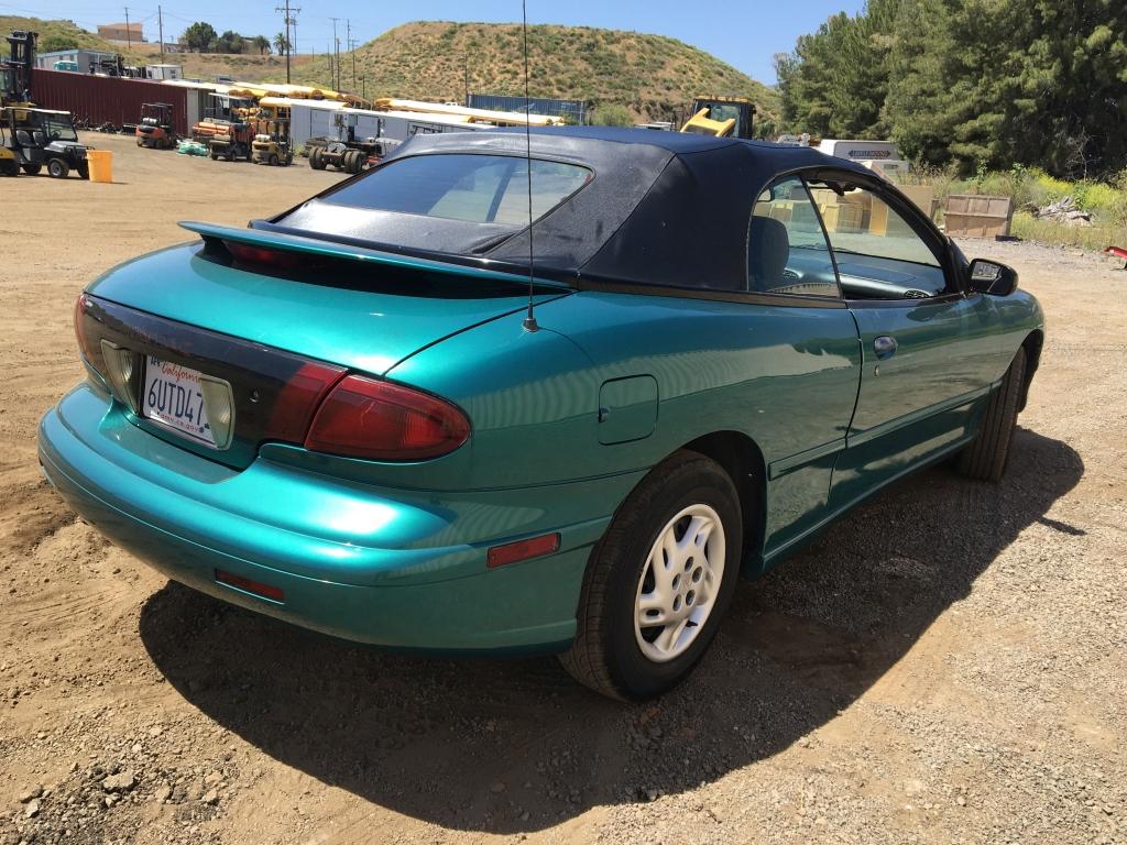 1997 Pontiac Sunfire Convertible Coupe,