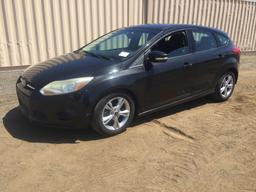 2014 Ford Focus SE Hatchback Sedan,