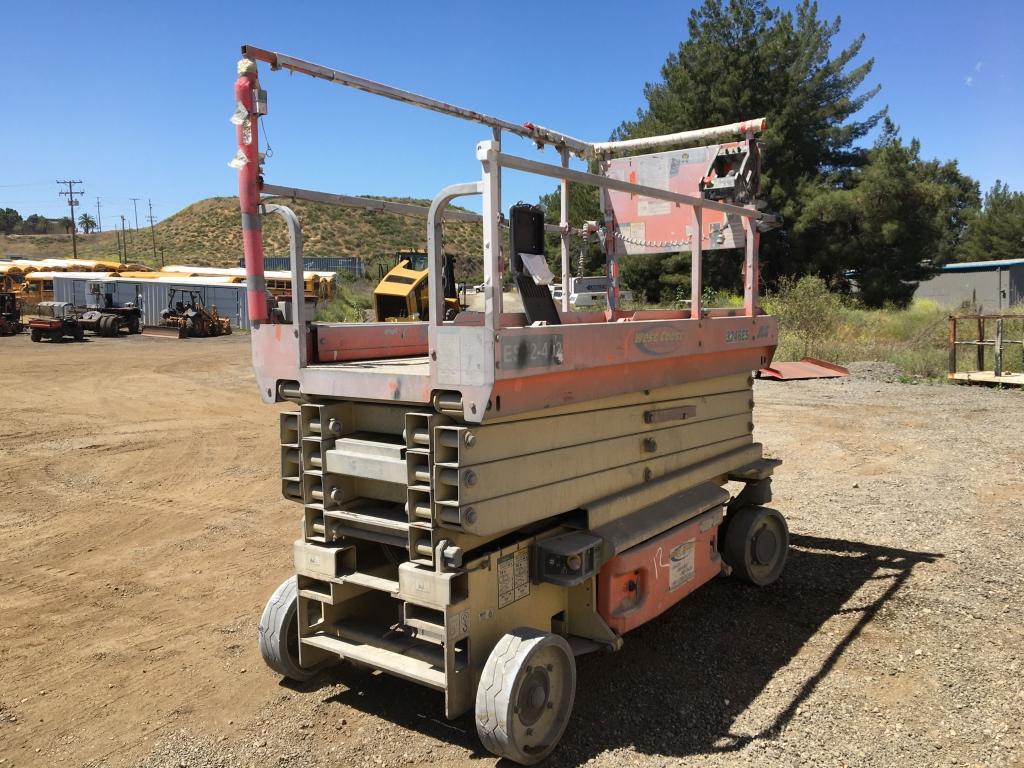 2020 JLG 3246ES Scissor Lift,