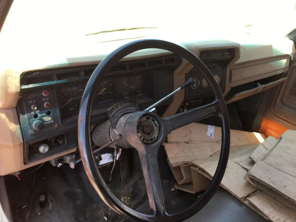 1986 Ford F600 Flatbed Dump Truck,