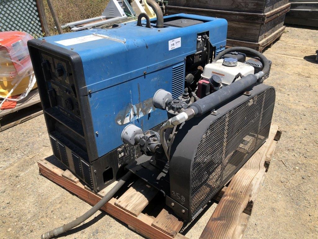 Miller Bobcat 250 Welder/Cutter.