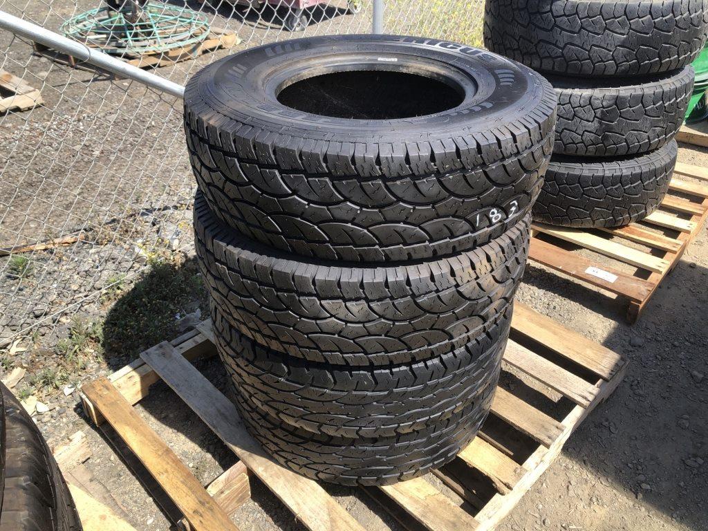 (4) Americus All Terrain 30x9.5R15LT Tires.