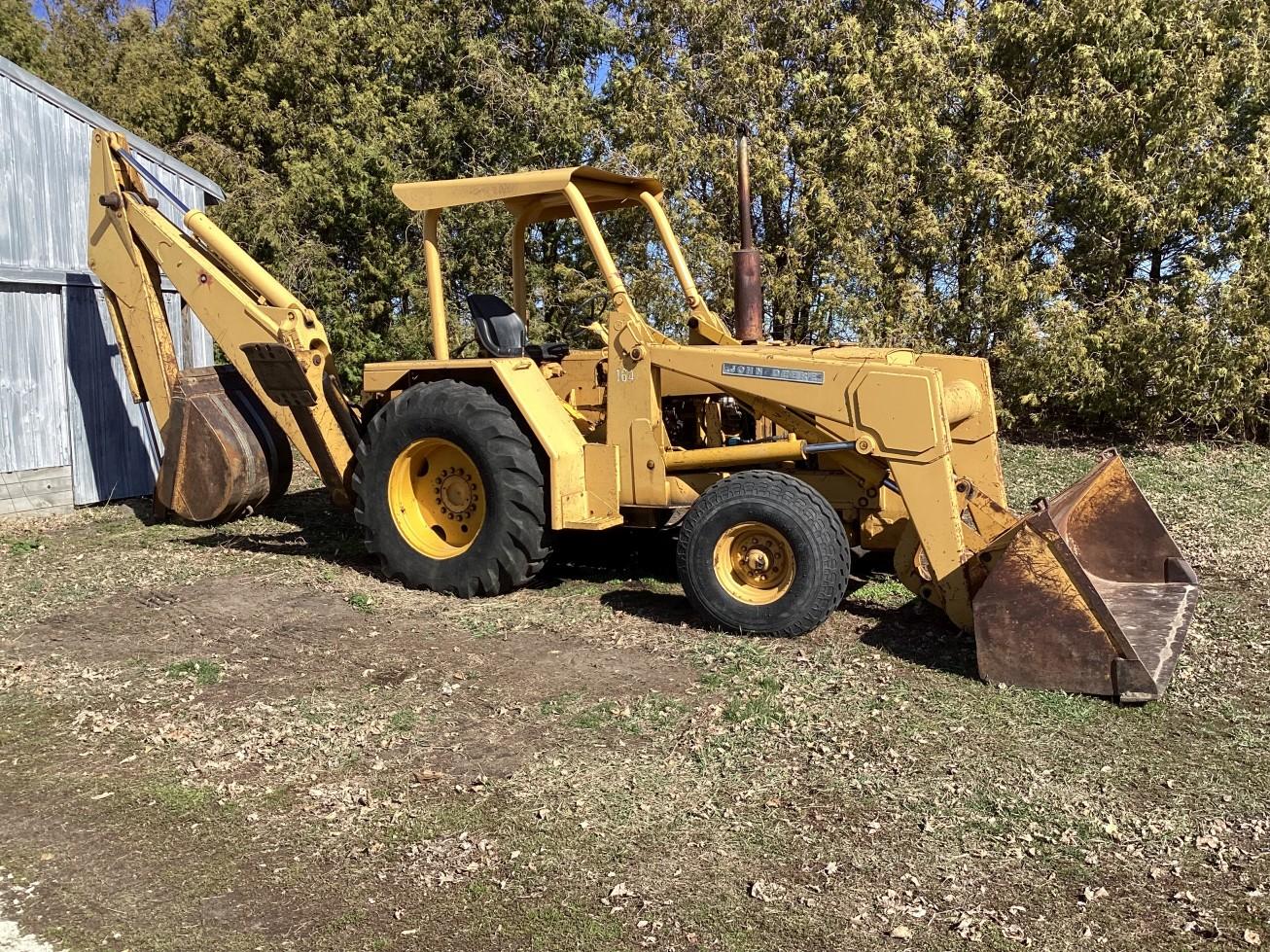 John Deere 510 Loader Backhoe