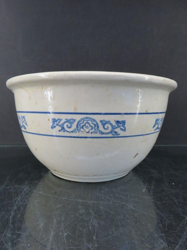 Lot of (3) Western Stoneware Mixing Bowls