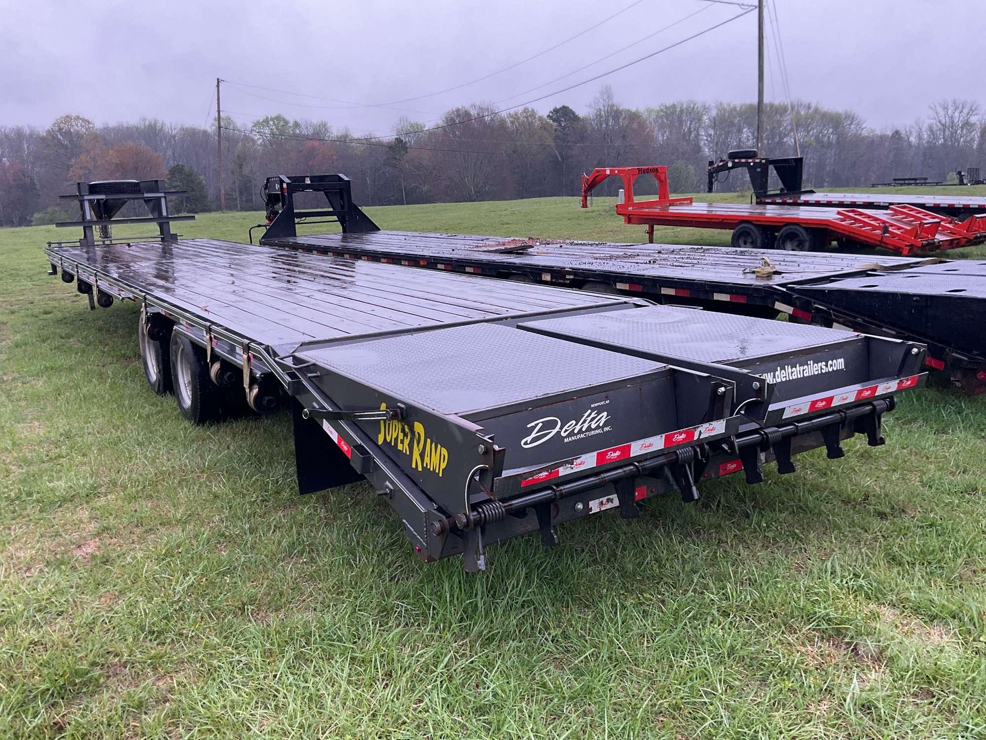 2022 DELTA 40' FLATBED TRAILER VIN: 4MWGF4020NN056982