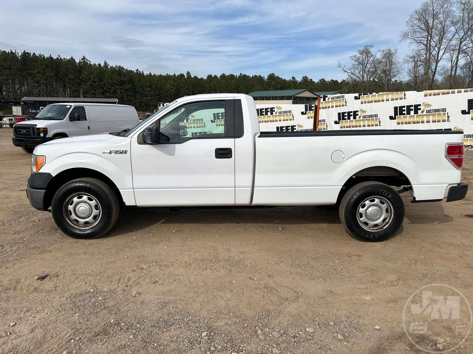 2014 FORD F-150 XL REGULAR CAB PICKUP VIN: 1FTMF1CM7EKE98469