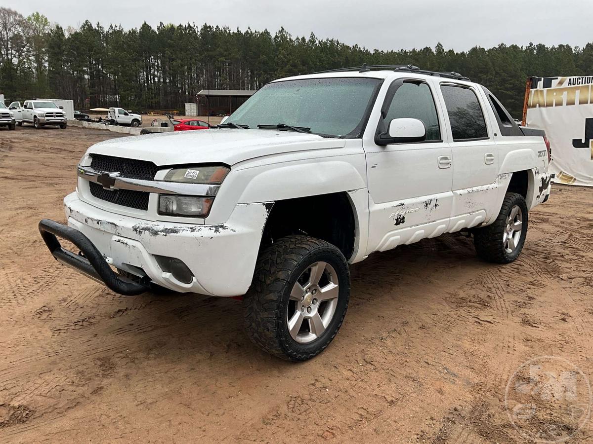 2006 CHEVROLET AVALANCHE CREW CAB 4X4 PICKUP VIN: 3GNEK12Z66G131950