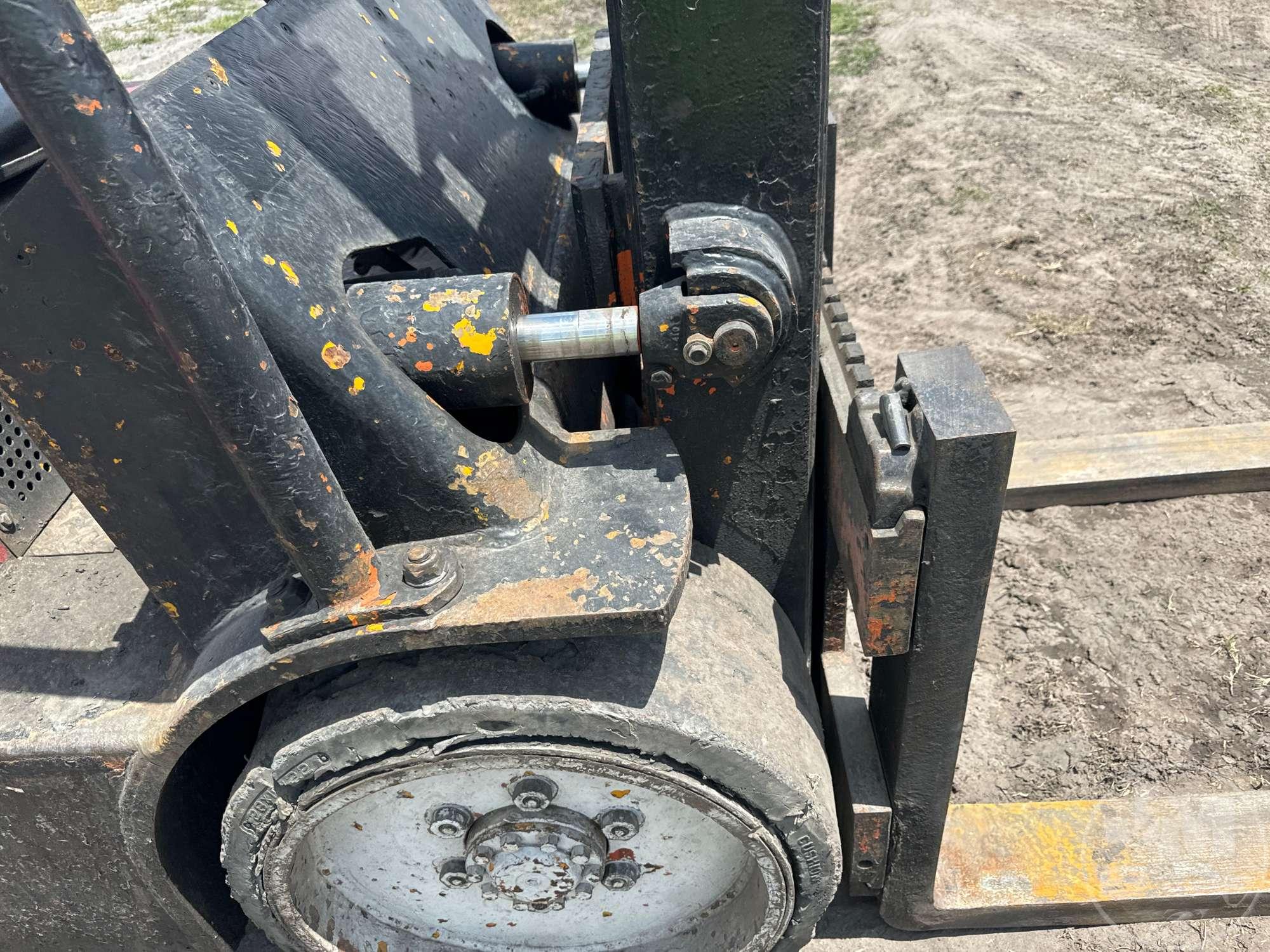 1969 HYSTER S150A CUSHION TIRE FORKLIFT SN: A24D2604T