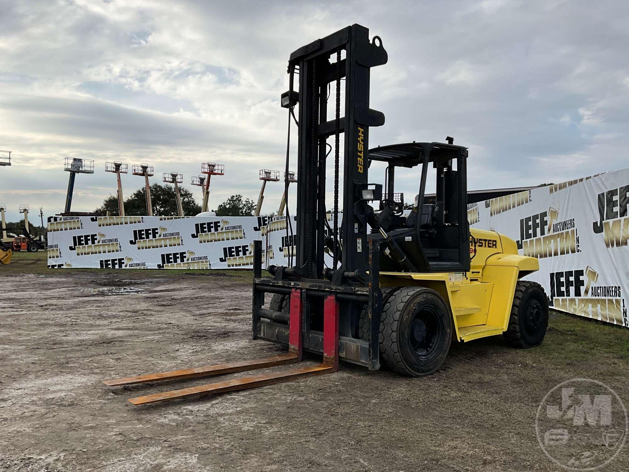 HYSTER 190 ROUGH TERRAIN FORKLIFT