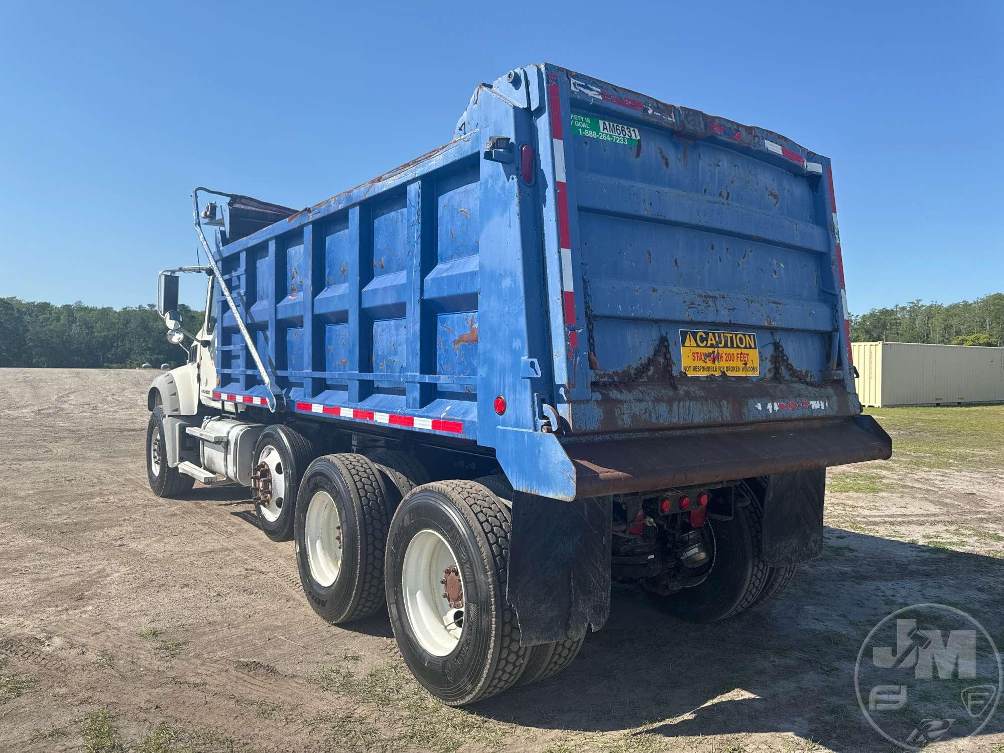 2013 MACK GU713 GRANITE TRI-AXLE DUMP TRUCK VIN: 1M2AX04C2DM017199