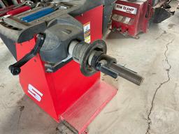 SNAP-ON EEWB332A TIRE BALANCER