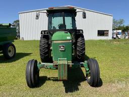 JOHN DEERE 2955 TRACTOR SN: LO2955T628511