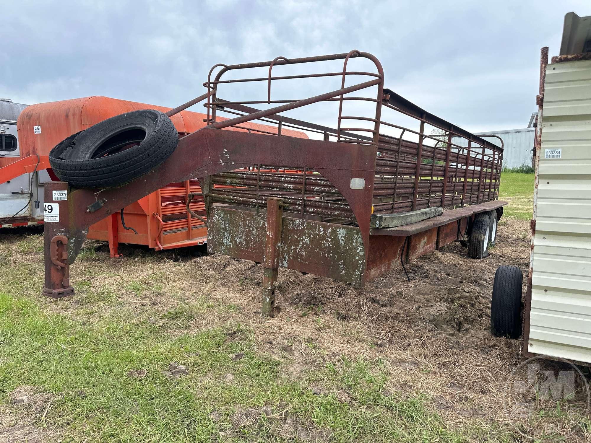 HANOVER VIN: 0469660 CATTLE TRAILER