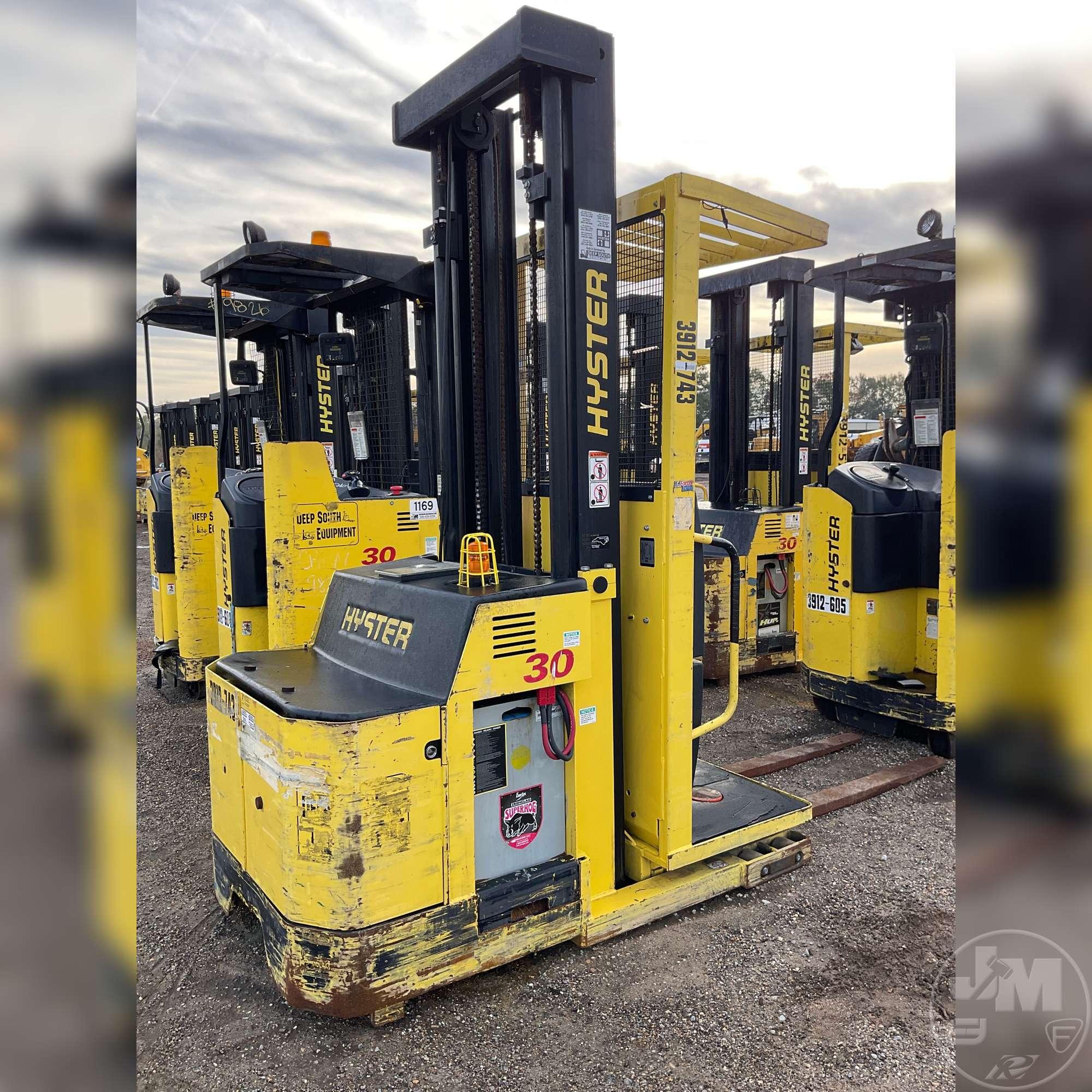 HYSTER R30XMS2 SN: D174N02891C ELECTRIC FORKLIFT