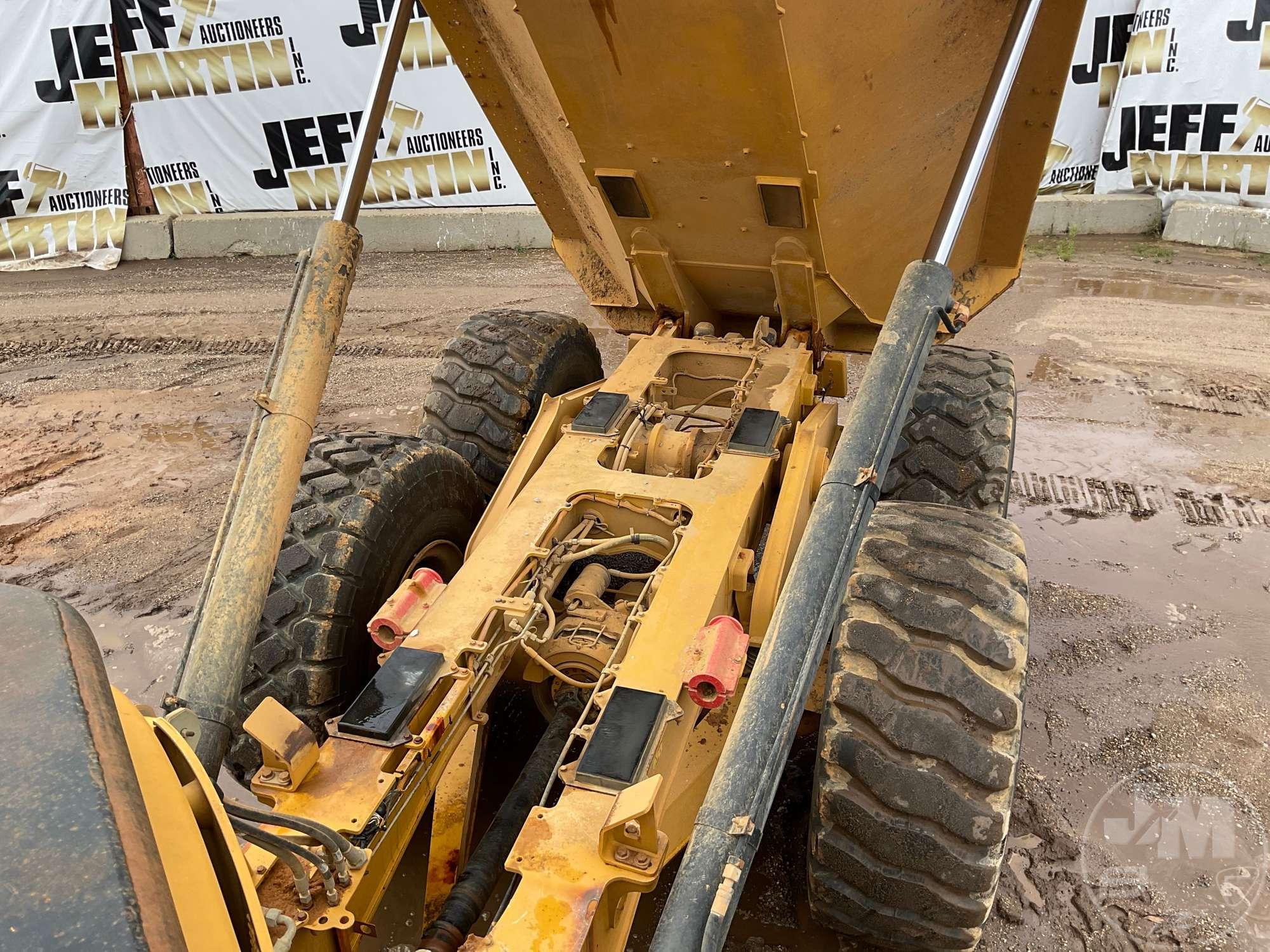 2015 CATERPILLAR 730C ARTICULATED DUMP TRUCK SN: CAT0730CLTFF00193