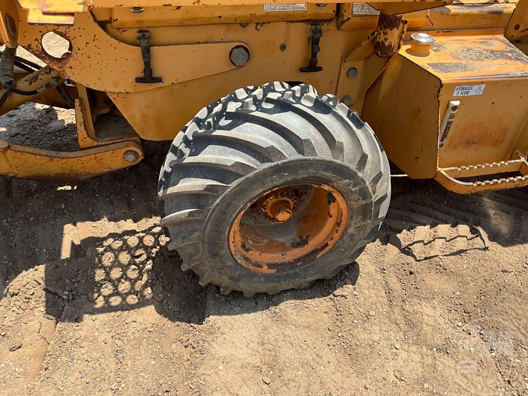 CASE 460 TRENCHER SN: JAF0178229