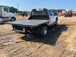 2006 CHEVROLET SILVERADO SINGLE AXLE CREW CAB 4X4 FLATBED TRUCK VIN: 1GCJK33U86F161233