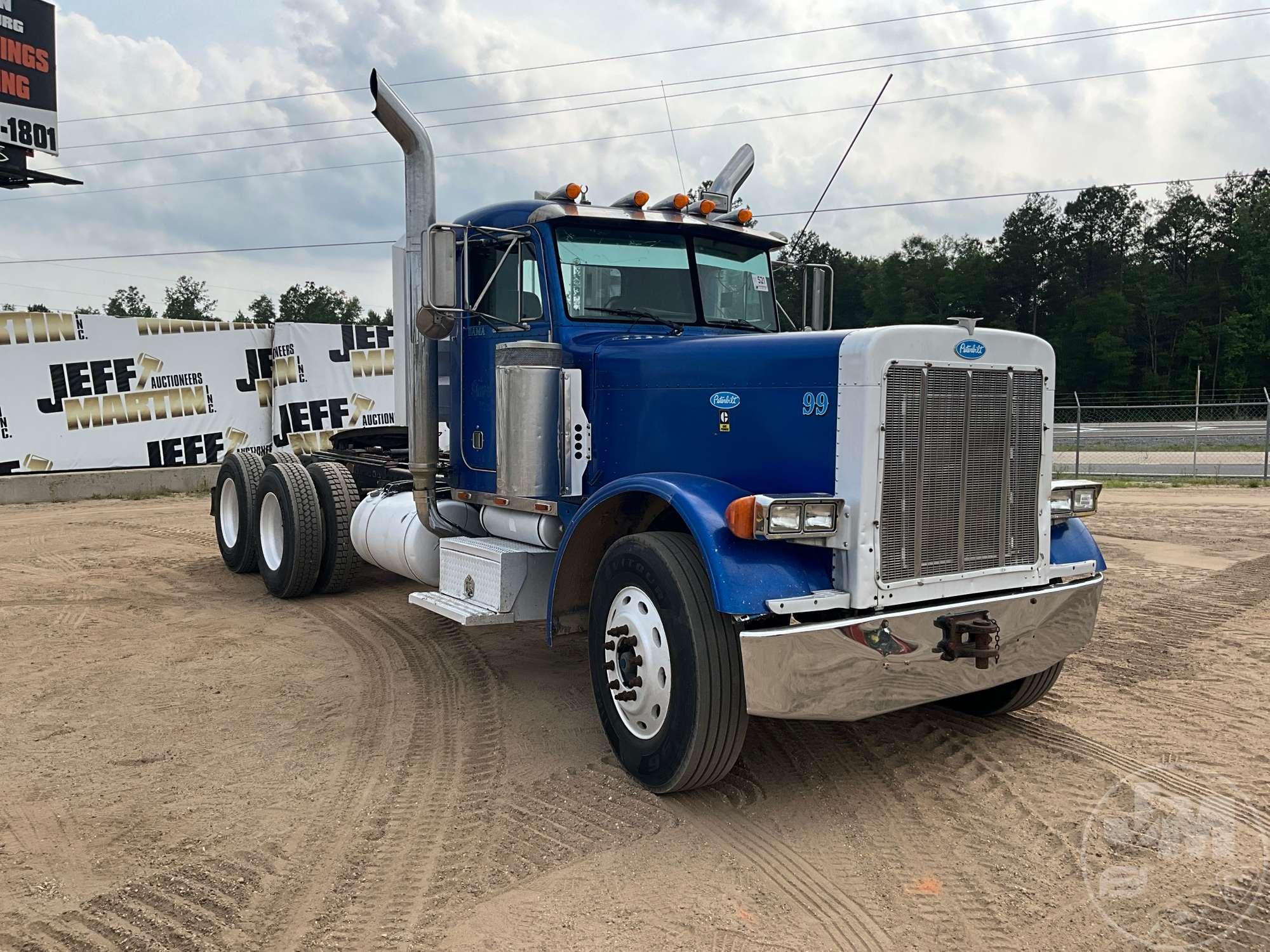 1999 PETERBILT  379 TANDEM AXLE DAY CAB TRUCK TRACTOR VIN: 1XP5DB9X1XD503107