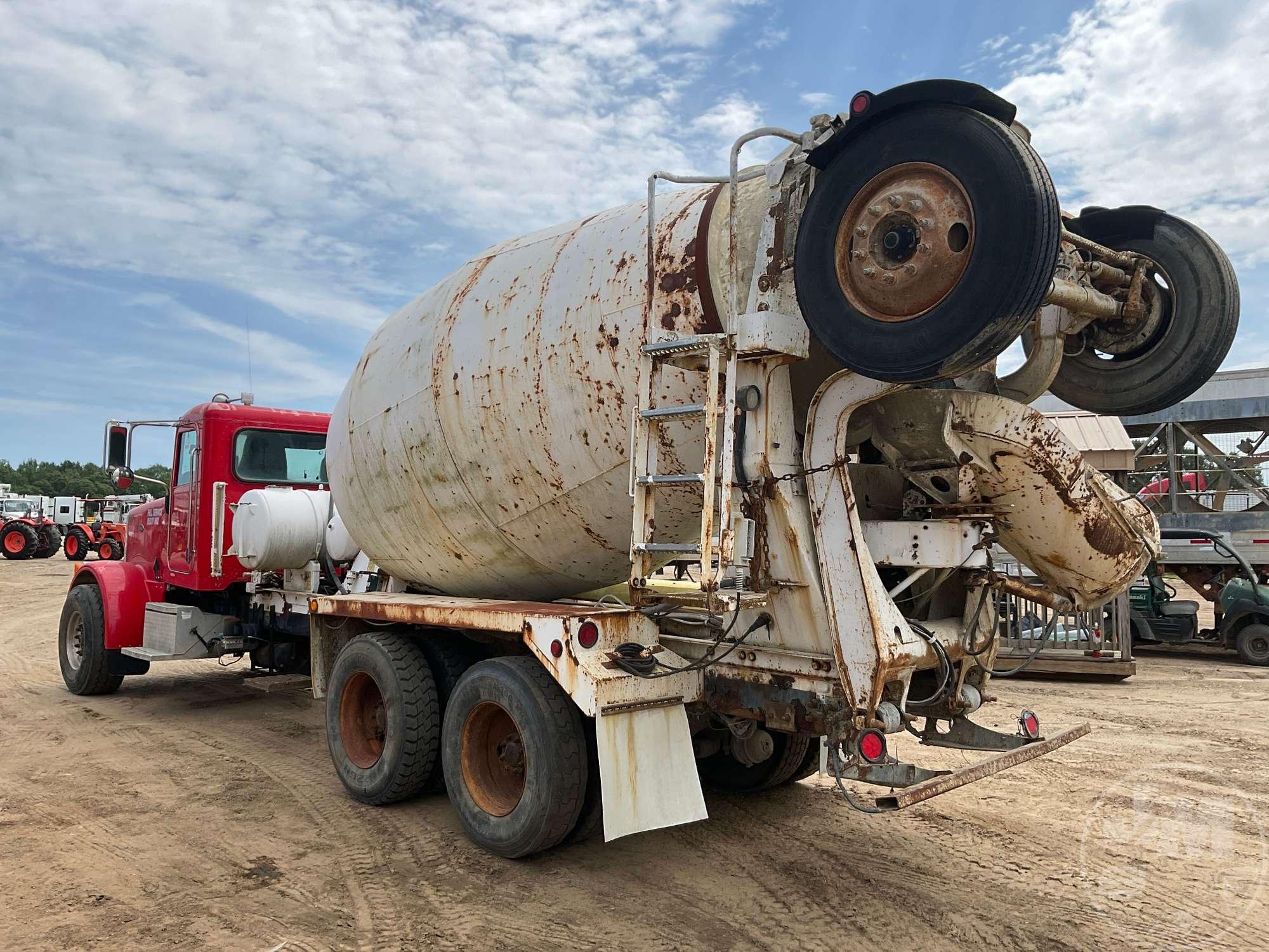 2007 PETERBILT 357 TANDEM AXLE REAR DISCHARGE MIXER TRUCK VIN: 1NPAL00X17N661177