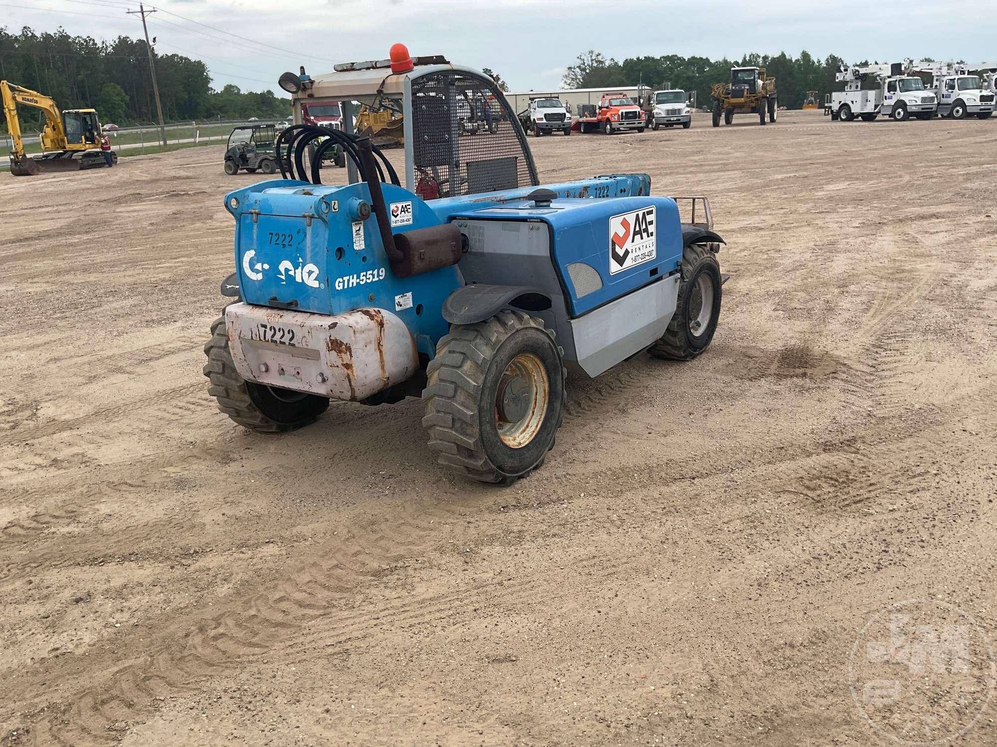 GENIE 5519 TELESCOPIC FORKLIFT SN: 17222