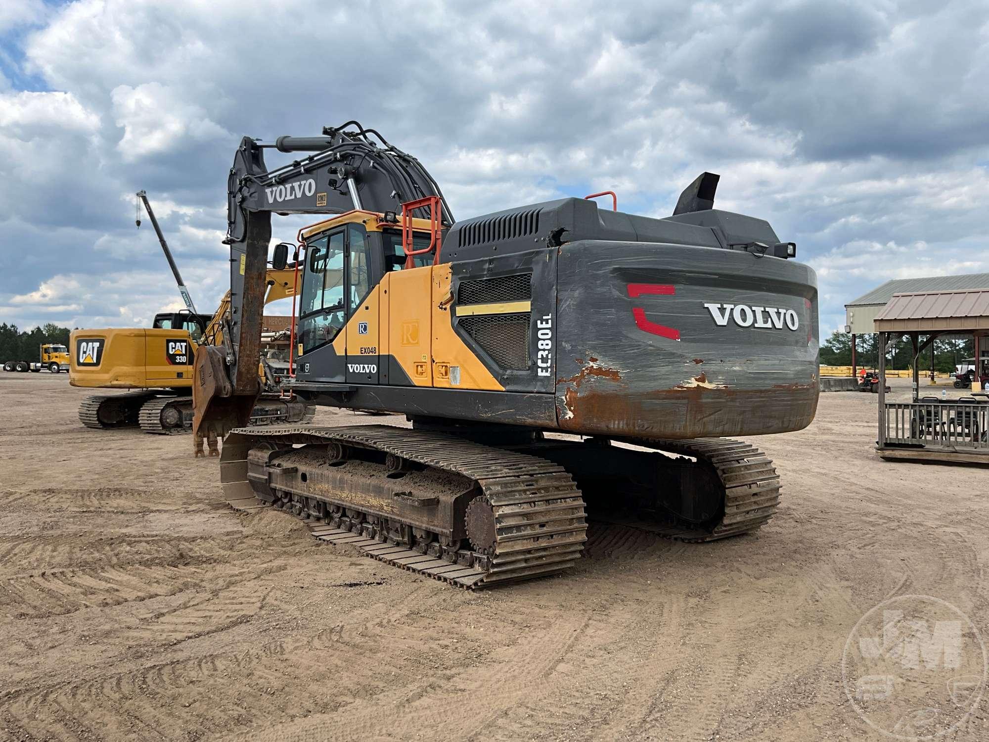 2018 VOLVO EC380EL HYDRAULIC EXCAVATOR SN: VCEC380EA00311434