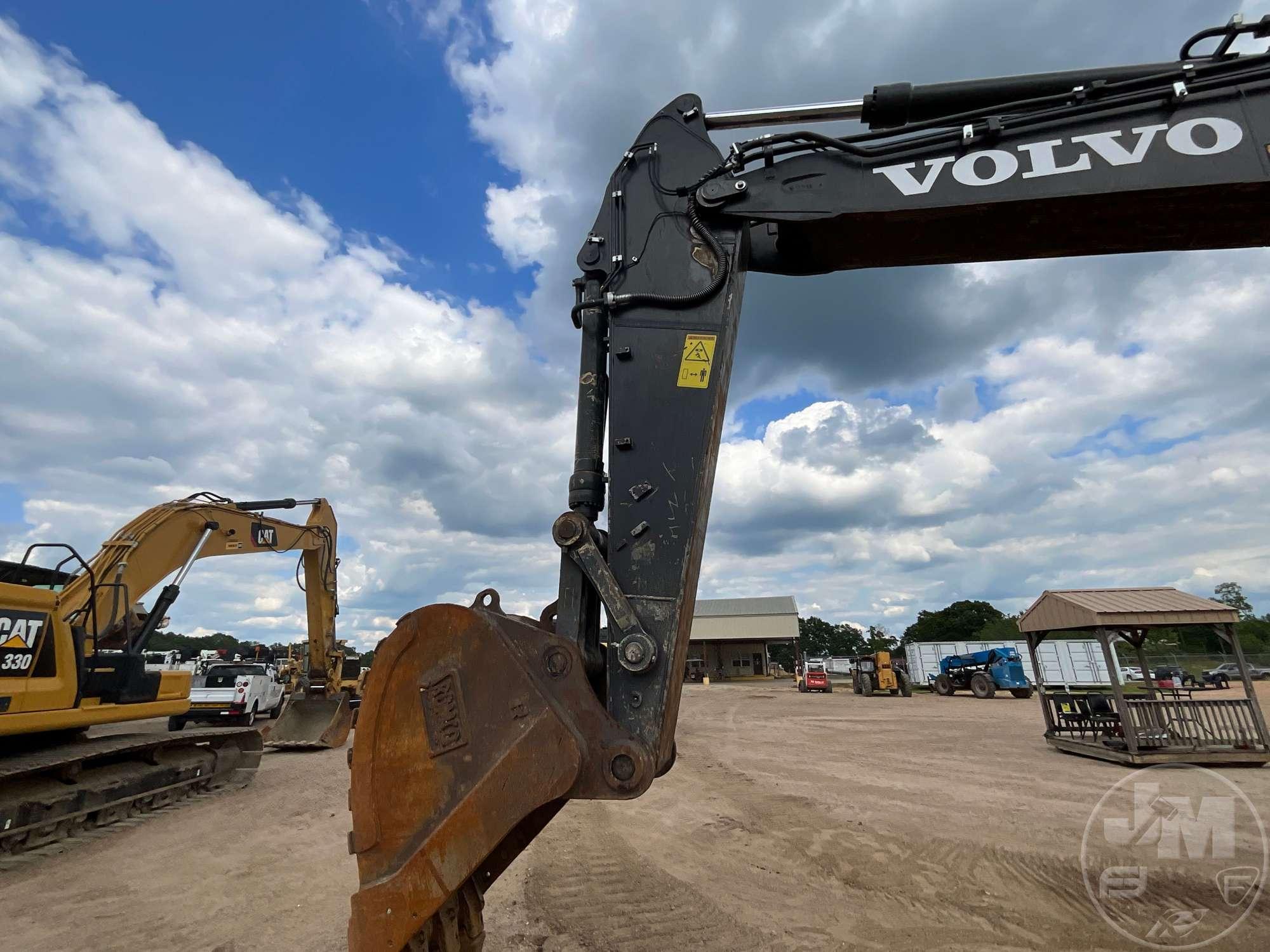 2018 VOLVO EC380EL HYDRAULIC EXCAVATOR SN: VCEC380EA00311434