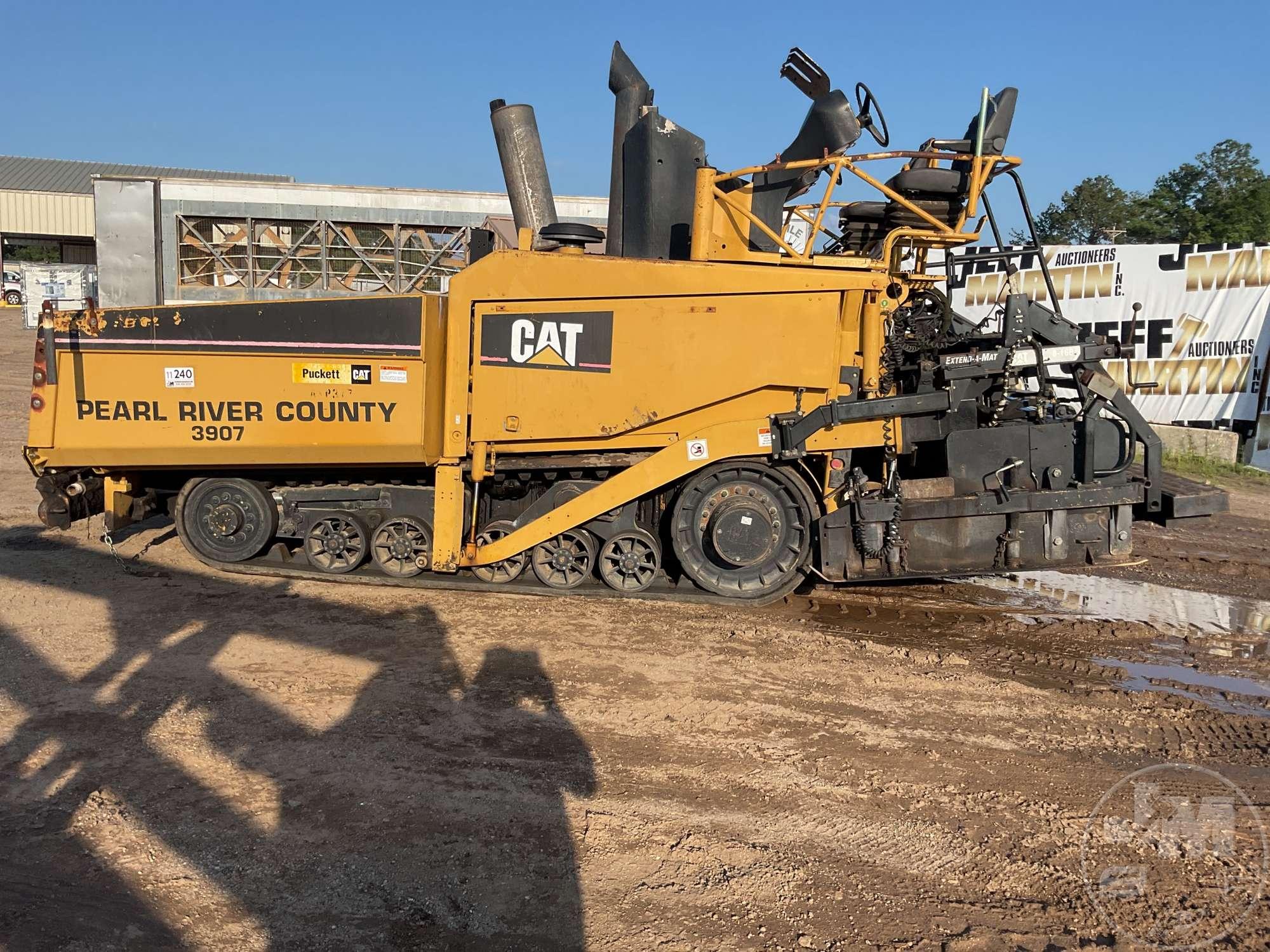 CATERPILLAR AP 655 CRAWLER ASPHALT PAVER SN: CATAP655EAYP00377