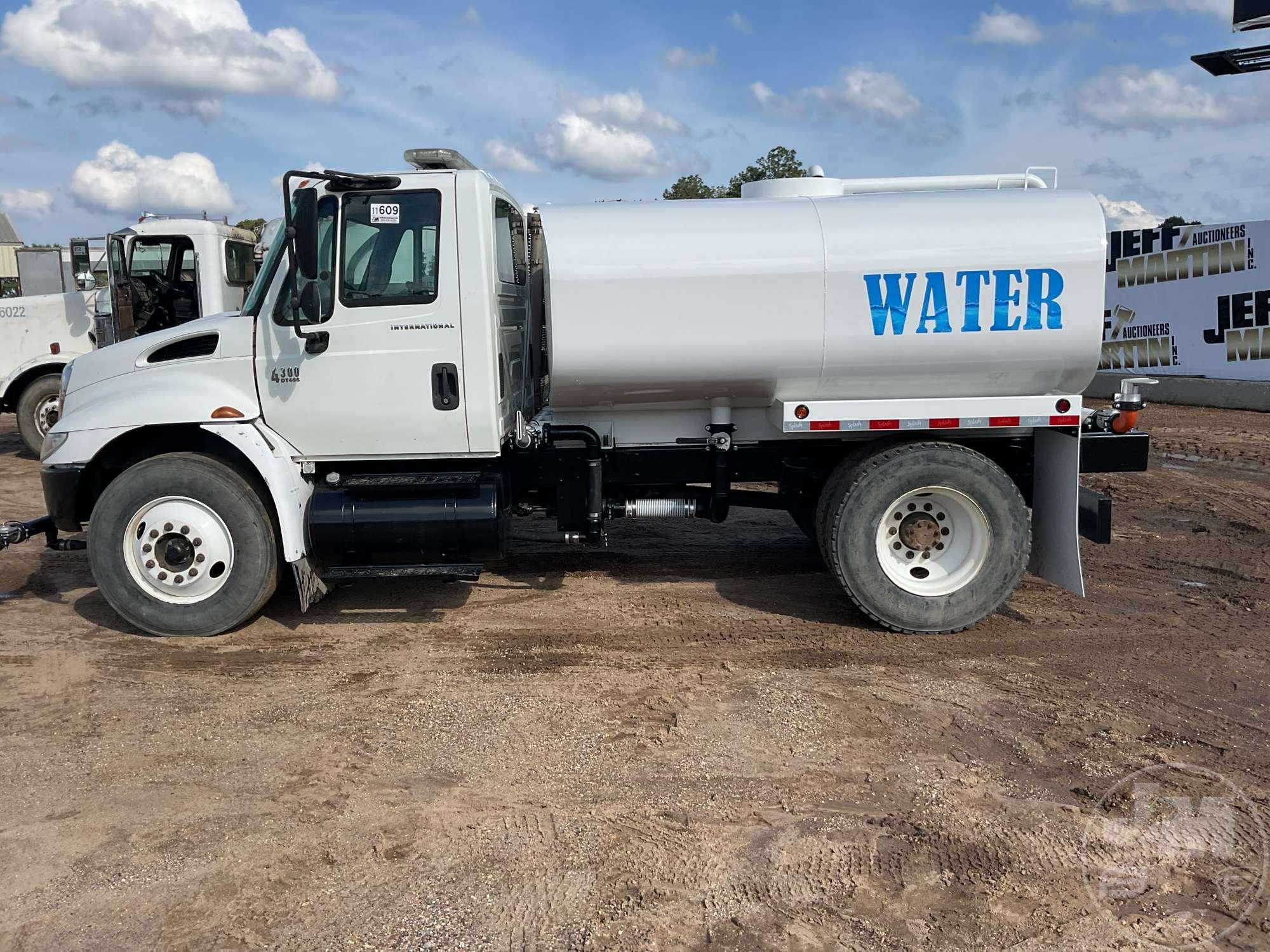 2007 INTERNATIONAL MA025 SINGLE AXLE WATER TRUCK VIN: 1HTMMAAM77H507957