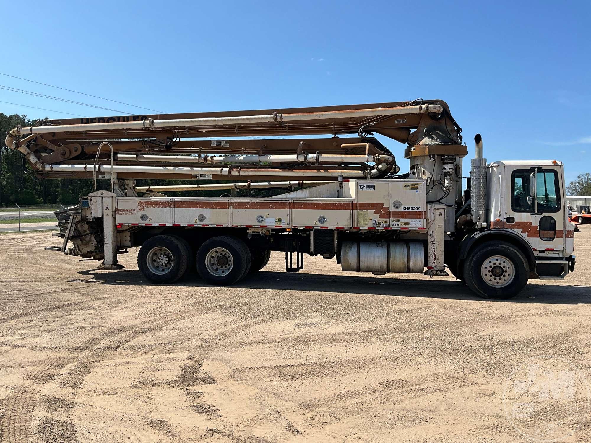 2006 MACK MR688S VIN: 1M2K197C26M030012 T/A CONCRETE PUMP TRUCK