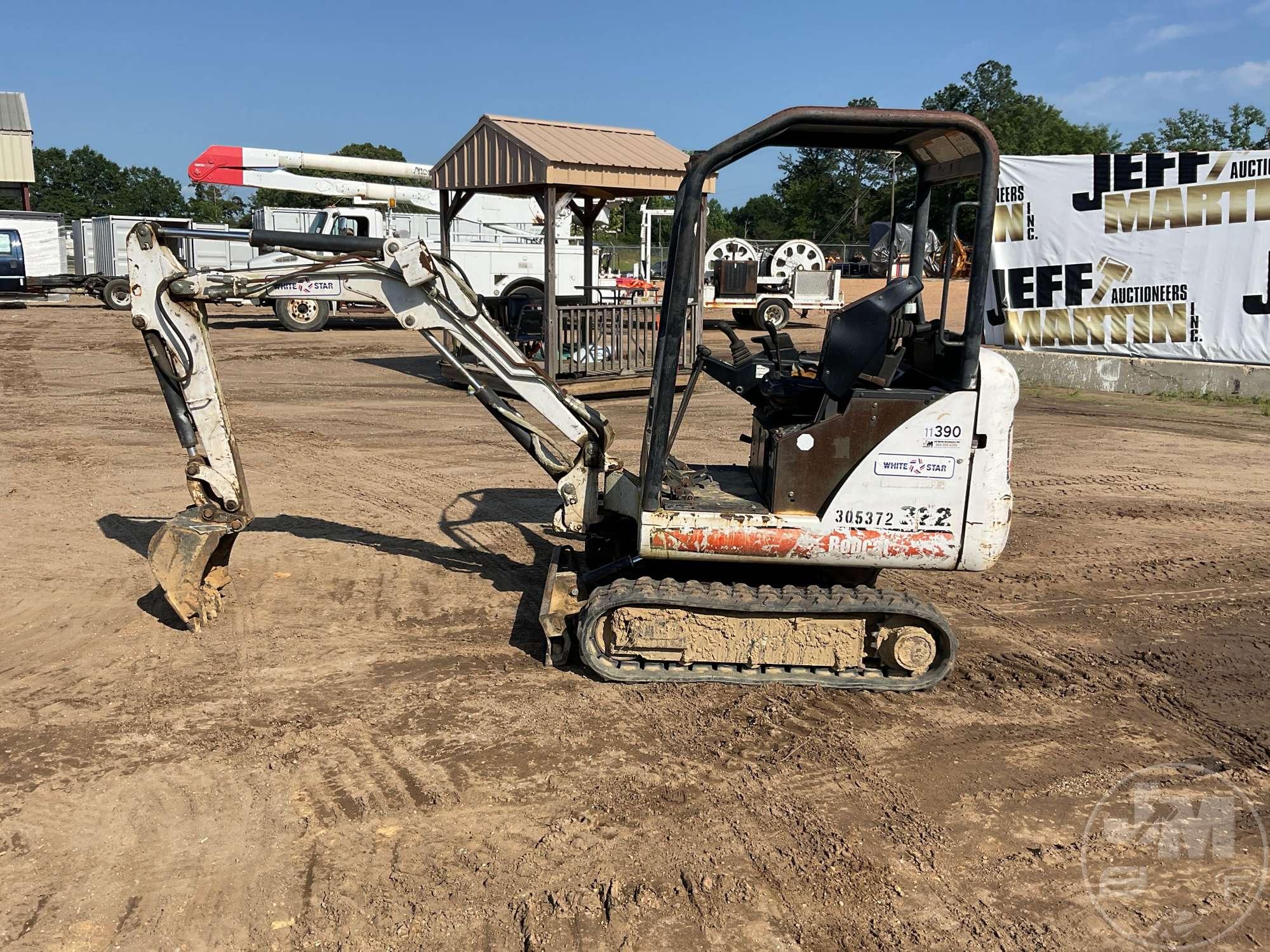 BOBCAT 322 MINI EXCAVATOR SN: 24013420