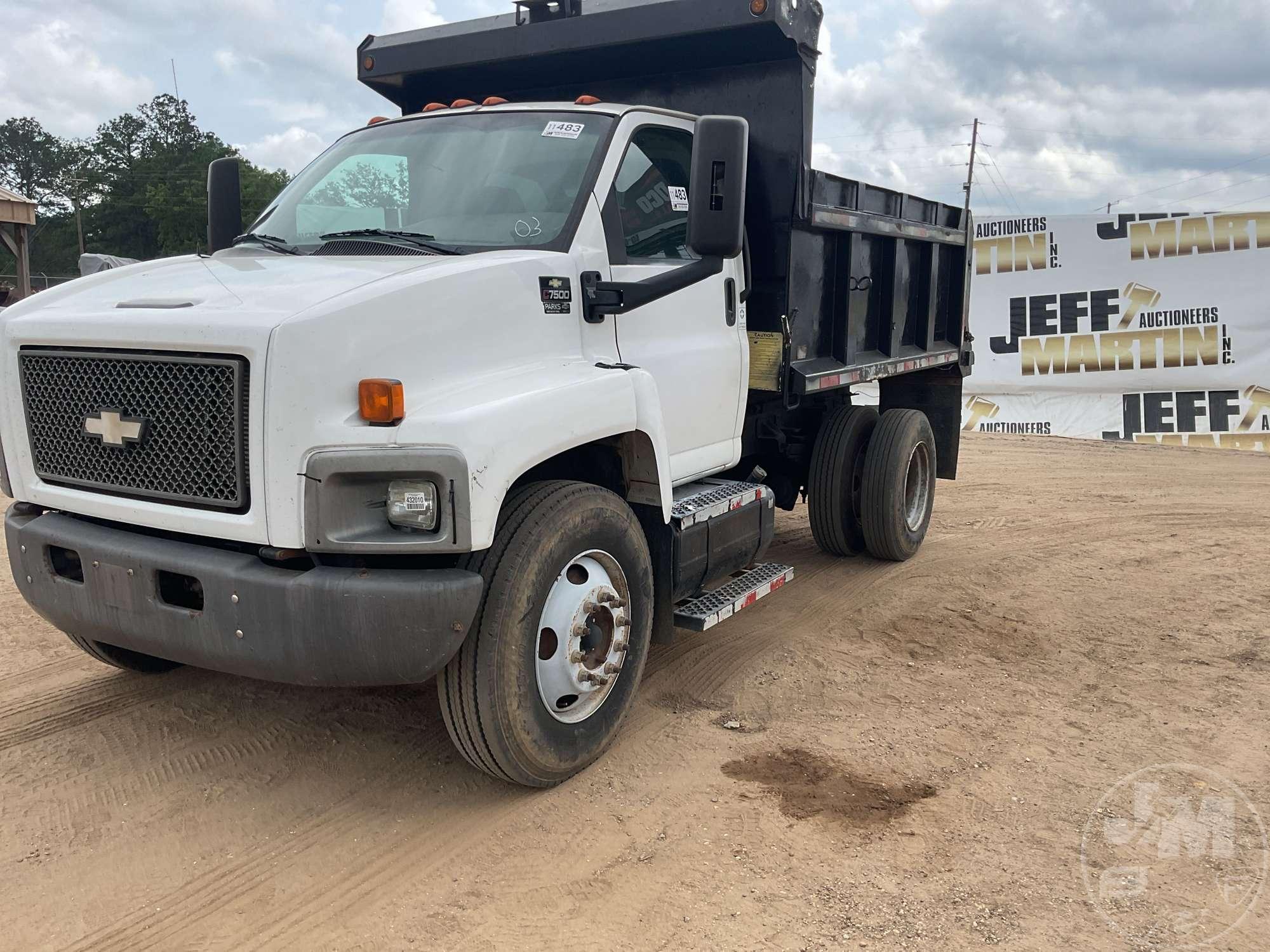 2003 CHEVROLET KODIAK C7500 SINGLE AXLE DUMP TRUCK VIN: 1GBP7J1C53F514389