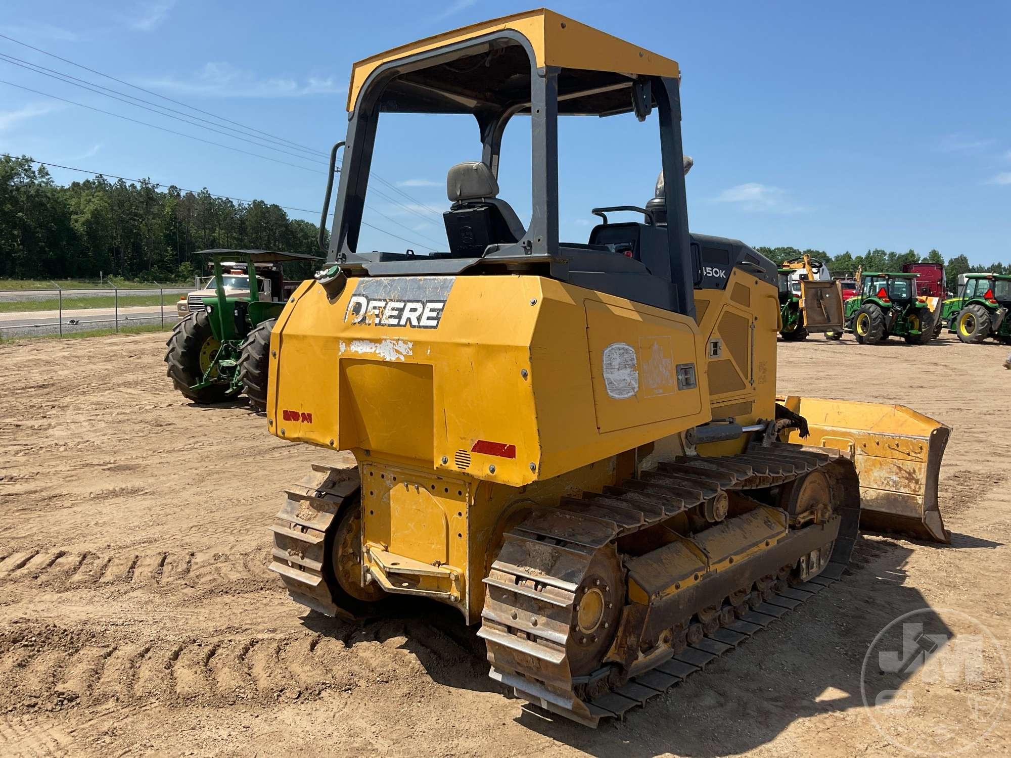 2017 JOHN DEERE 450K CRAWLER TRACTOR SN: 1T0450KXVHF312277