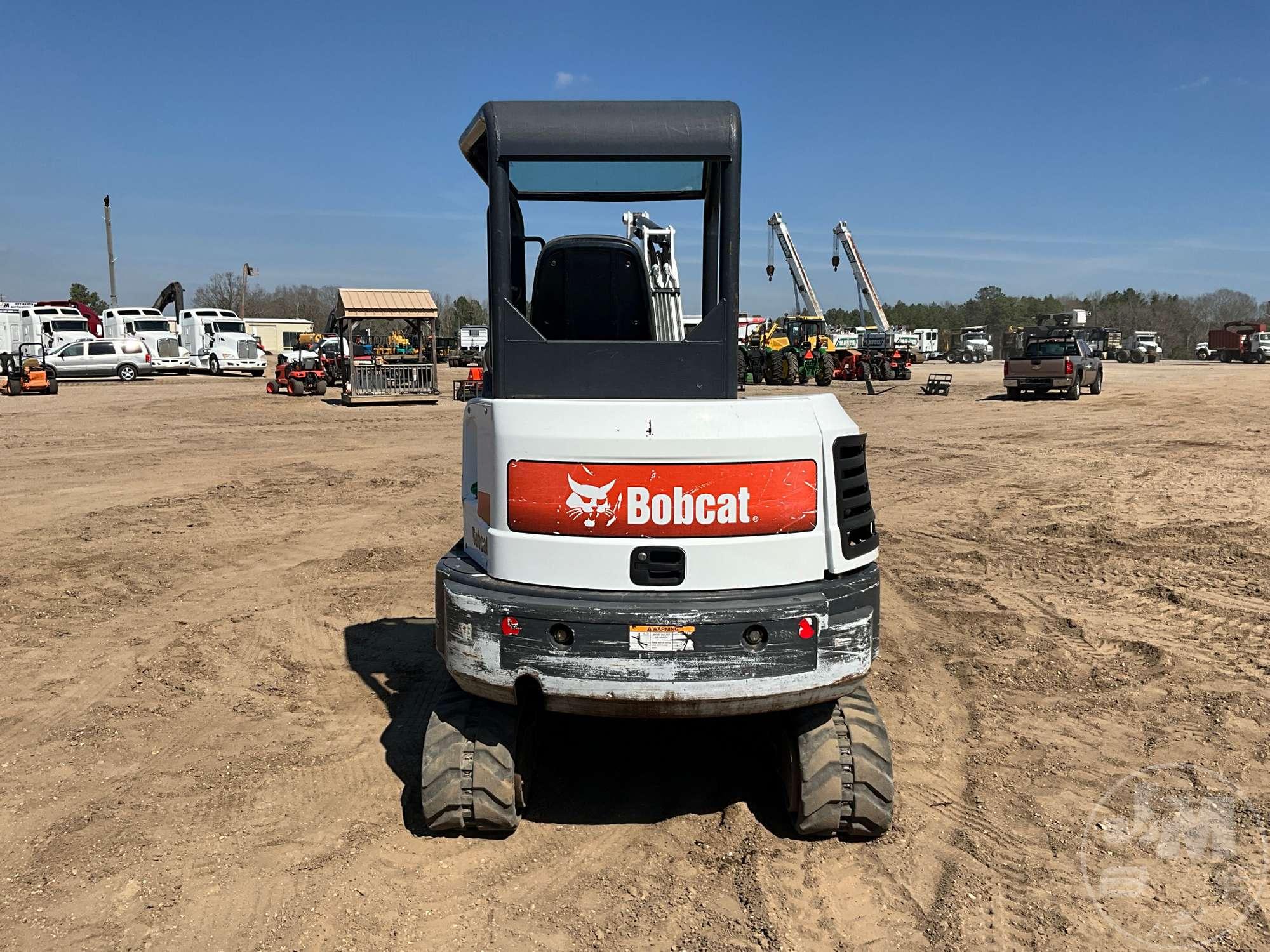 2016 BOBCAT E32I MINI EXCAVATOR SN: AUYJ12115