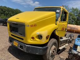 2001 FREIGHTLINER  T/A VIN: 1FUYTWEB41HH07186