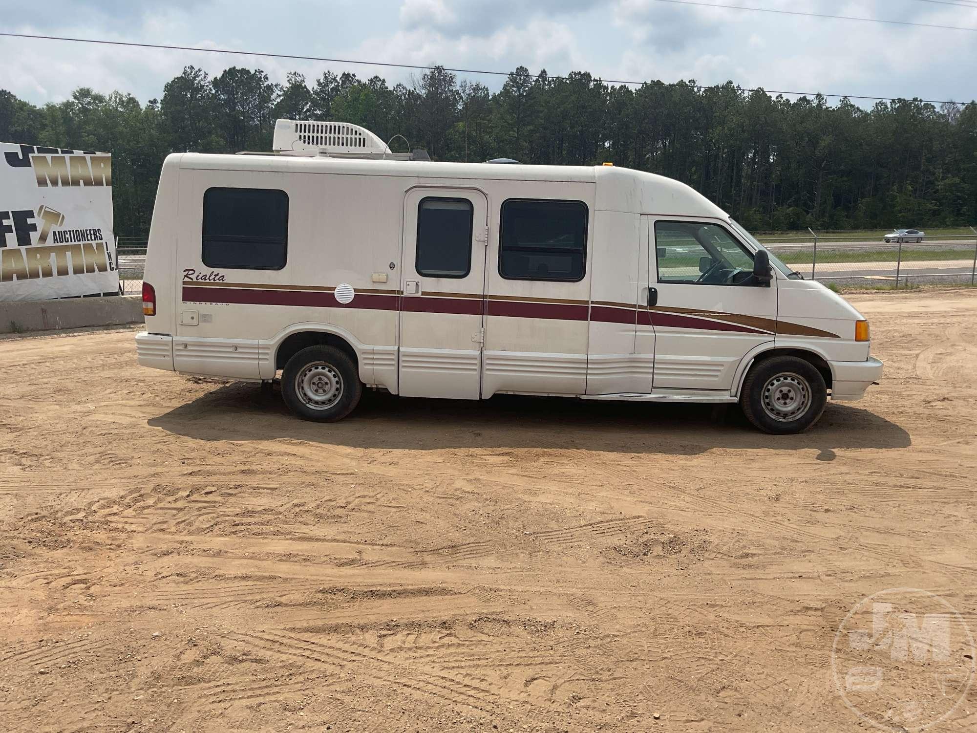 1996 WINNEBAGO CLASSIC 6 VIN: 1WVAE070XTH055741 MOTORHOME