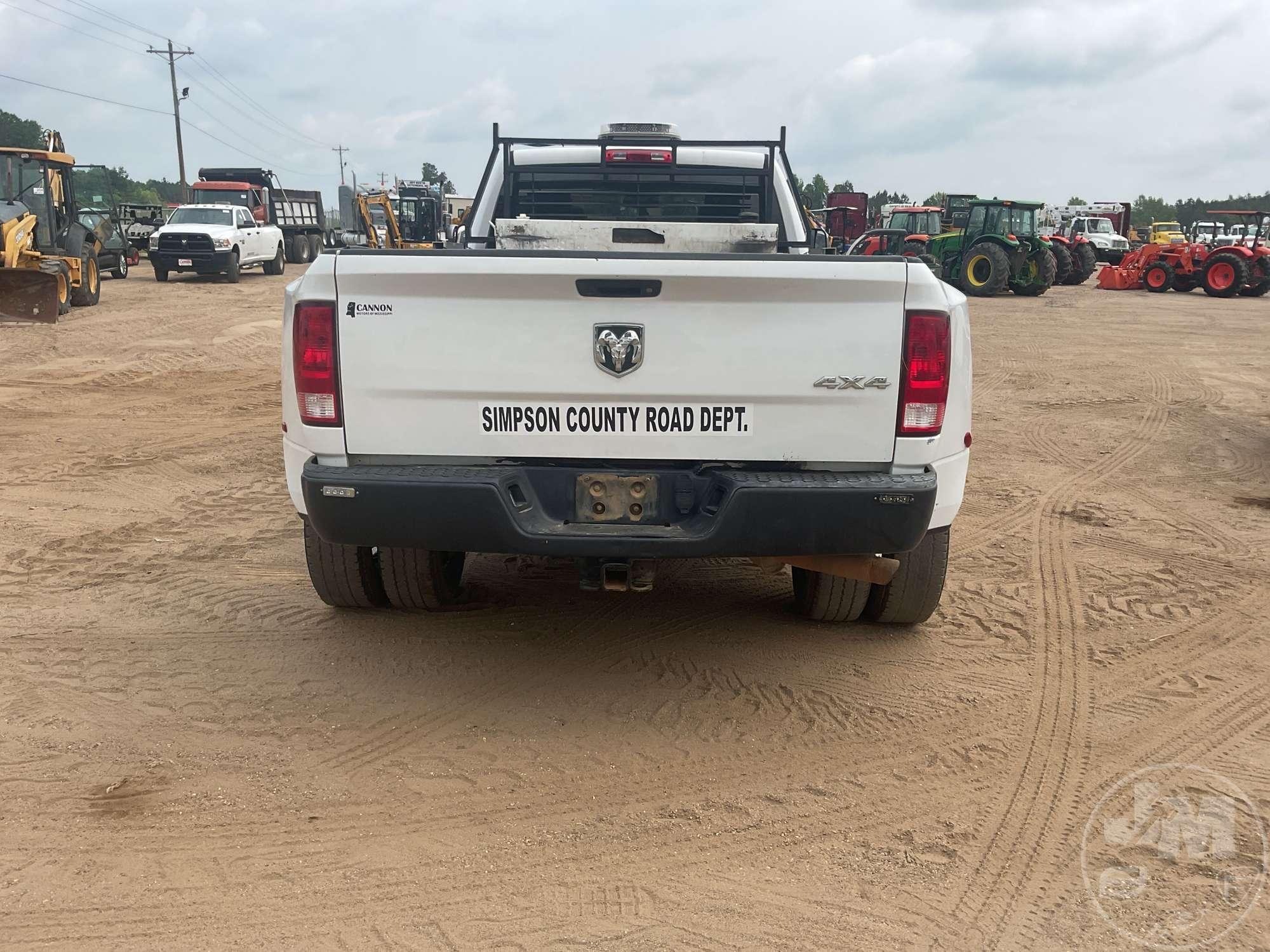 2018 RAM 3500 HD  CREW CAB 4X4 PICKUP VIN: 3C63RRGJ5JG292237