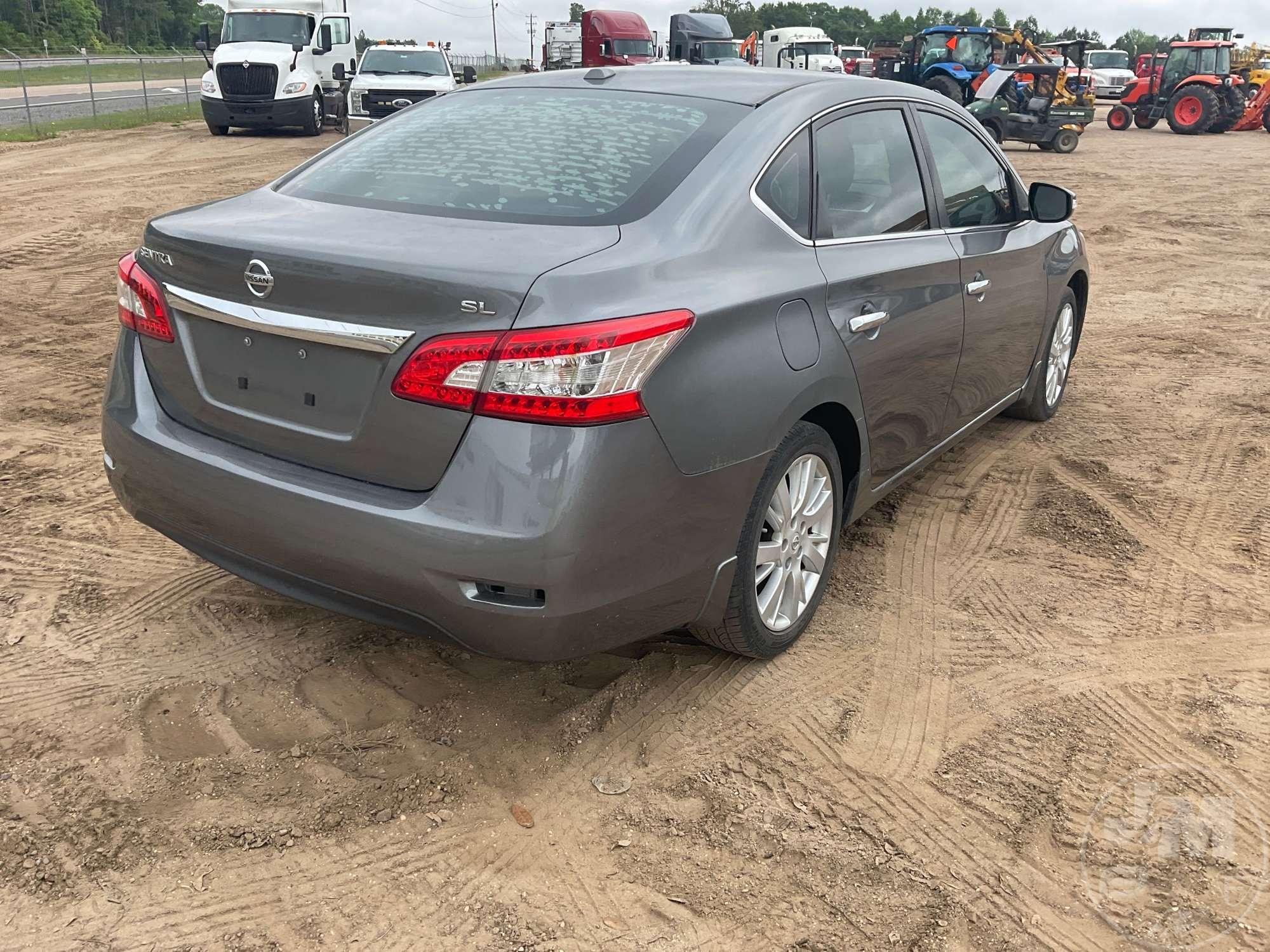 2015 NISSAN SENTRA VIN: 3N1AB7AP4FY244500 2WD