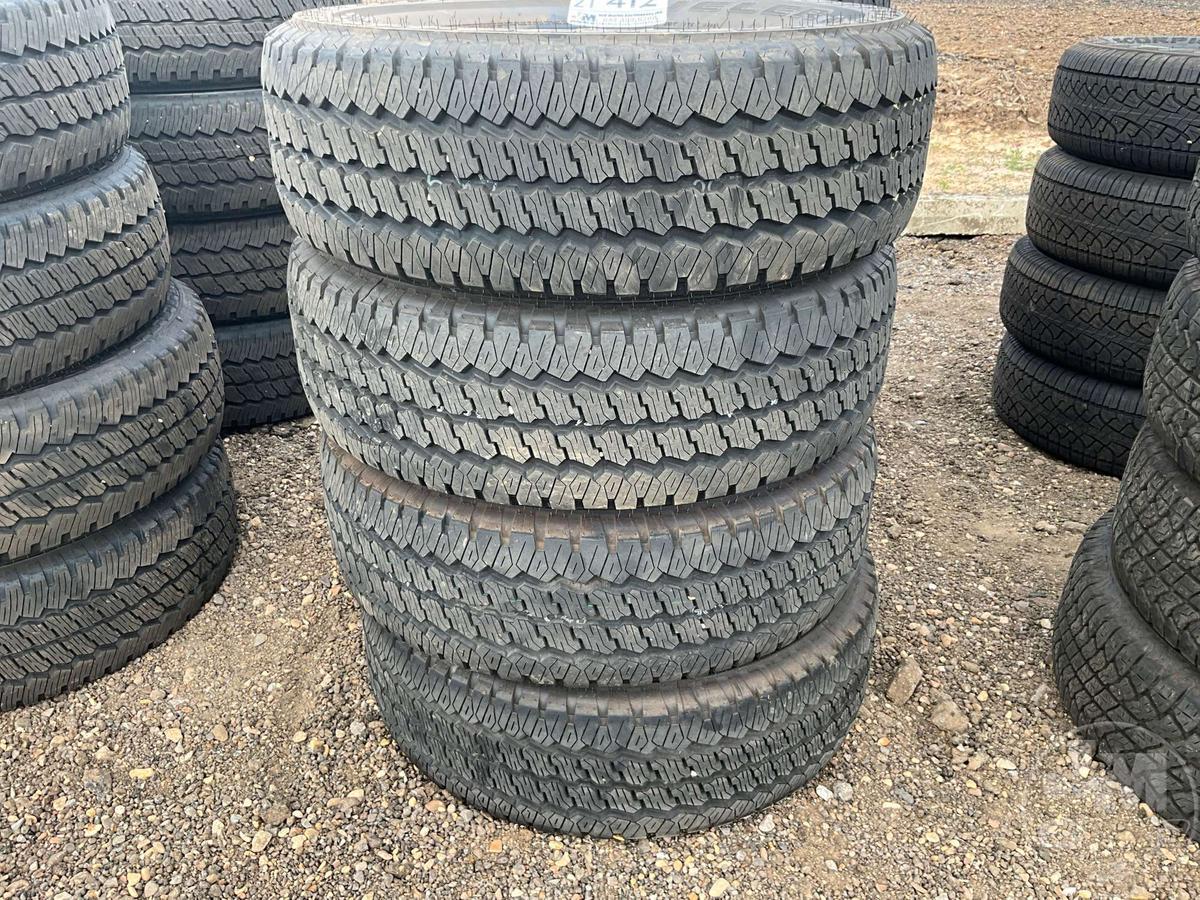 BRIDGESTONE  LT275/70R19