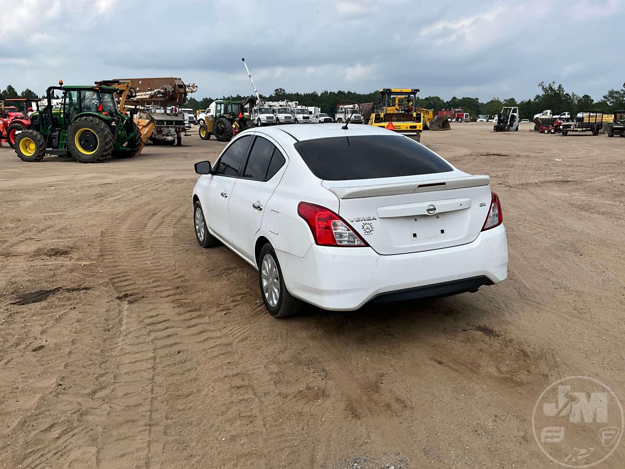 2017 NISSAN VERSA VIN: 3N1CN7AP3HK440255 2WD