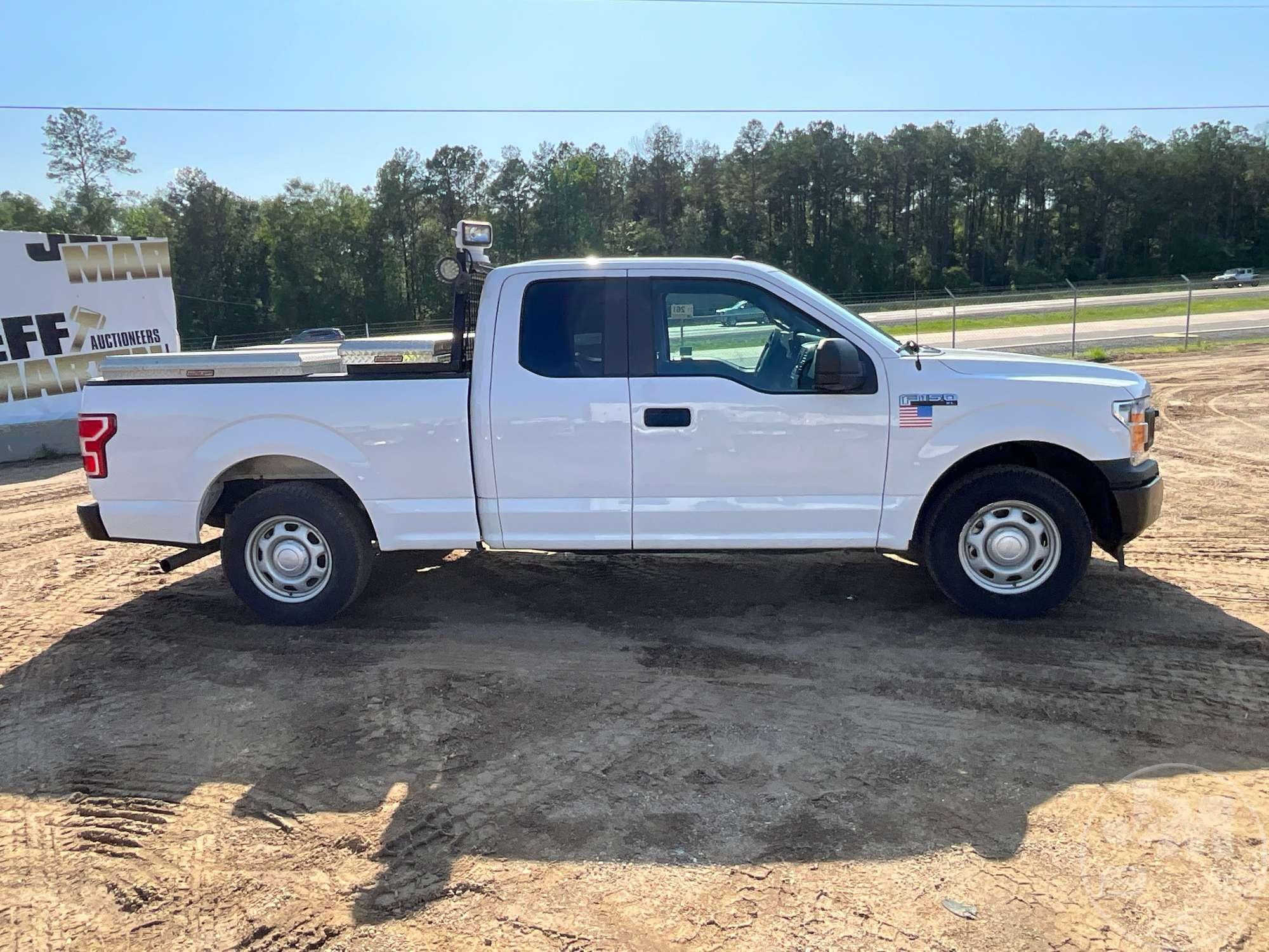 2019 FORD F-150 XL EXTENDED CAB PICKUP VIN: 1FTEX1C57KKD85062