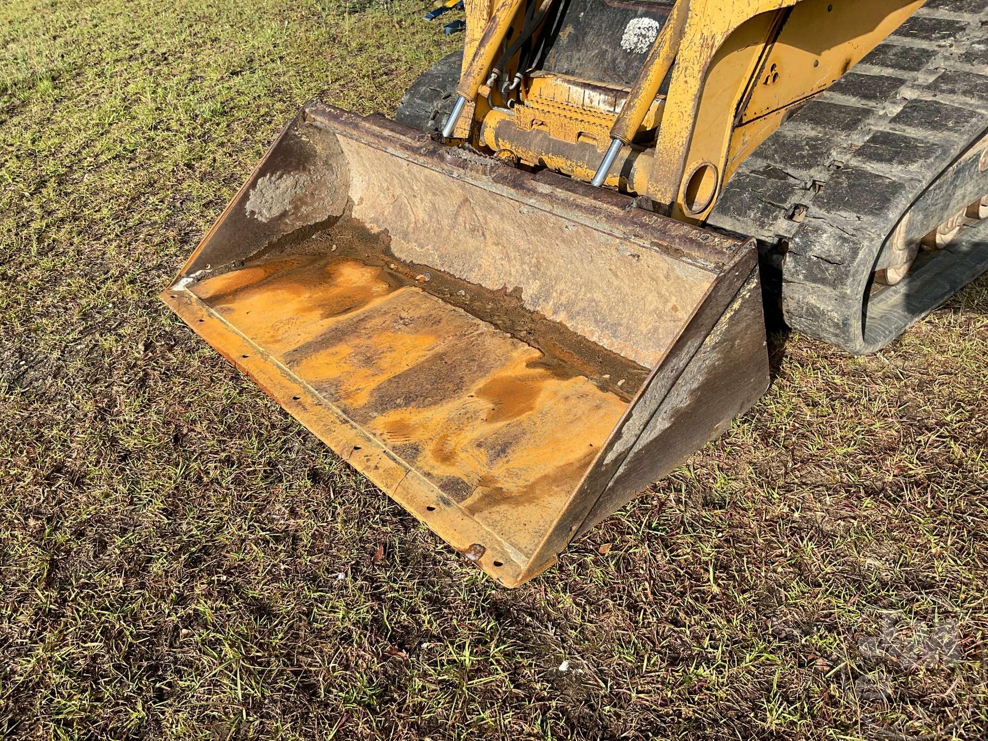 2005 DEERE MODEL CT322 MULTI TERRAIN LOADER SN: T0322TE119215