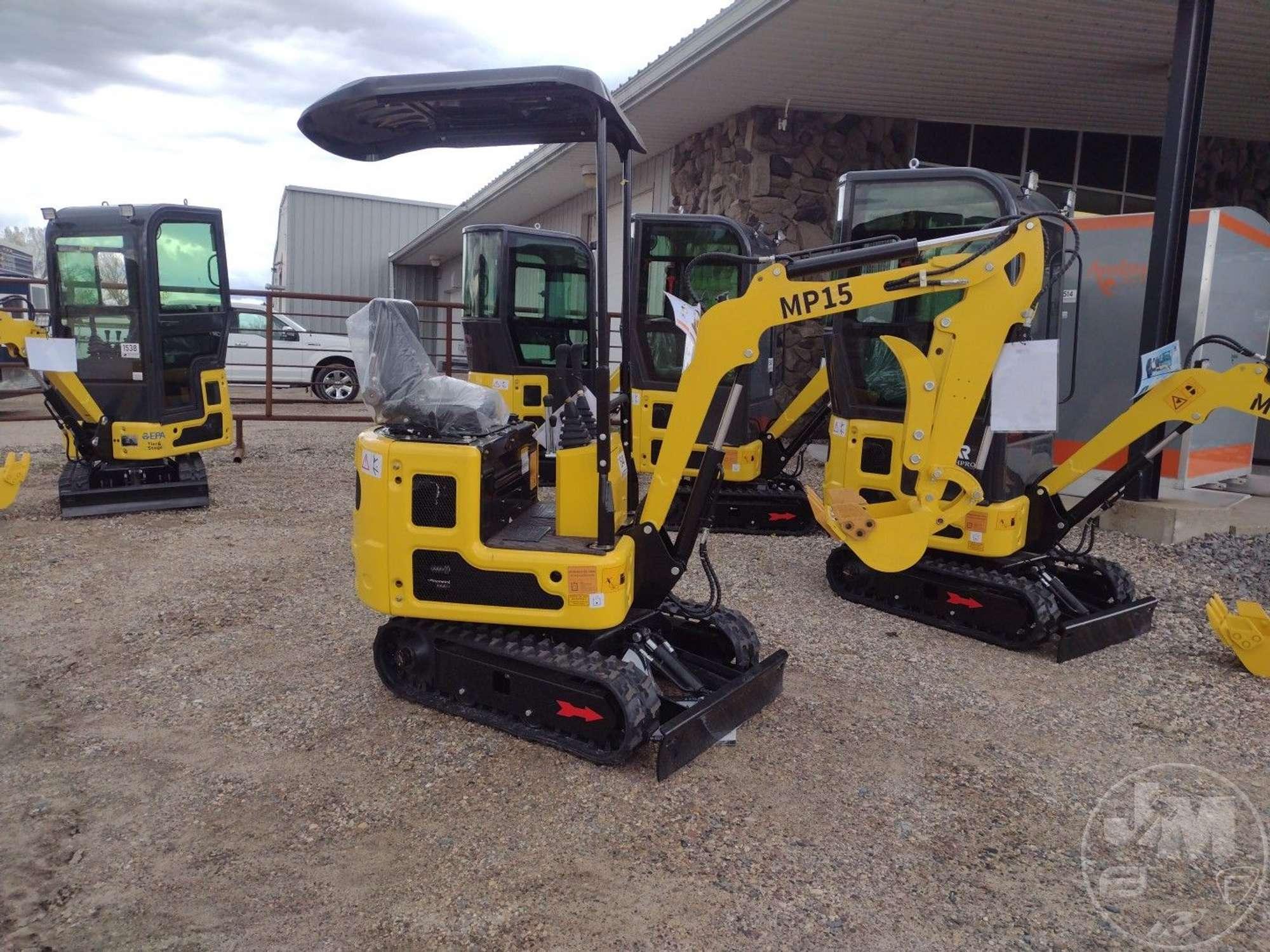 2024 MACHPRO MP15 MINI EXCAVATOR SN: SLP24010815381