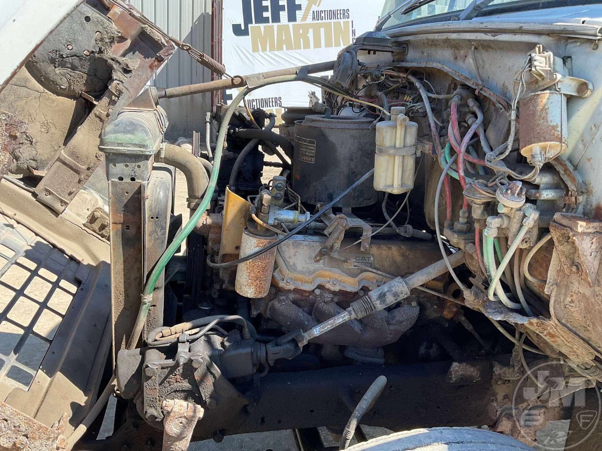 1981 FORD LN7000 VIN: 1FDWR70U88VJ39996 S/A GRAIN TRUCK