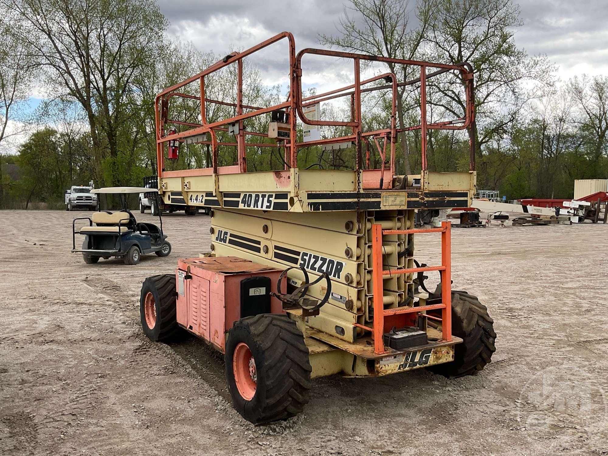 1999 JLG 40RTS AERIAL LIFT SN: O200056505