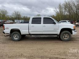 2005 GMC SIERRA 2500 HD CREW CAB 4X4 PICKUP VIN: 1GTHK23UX5F911223