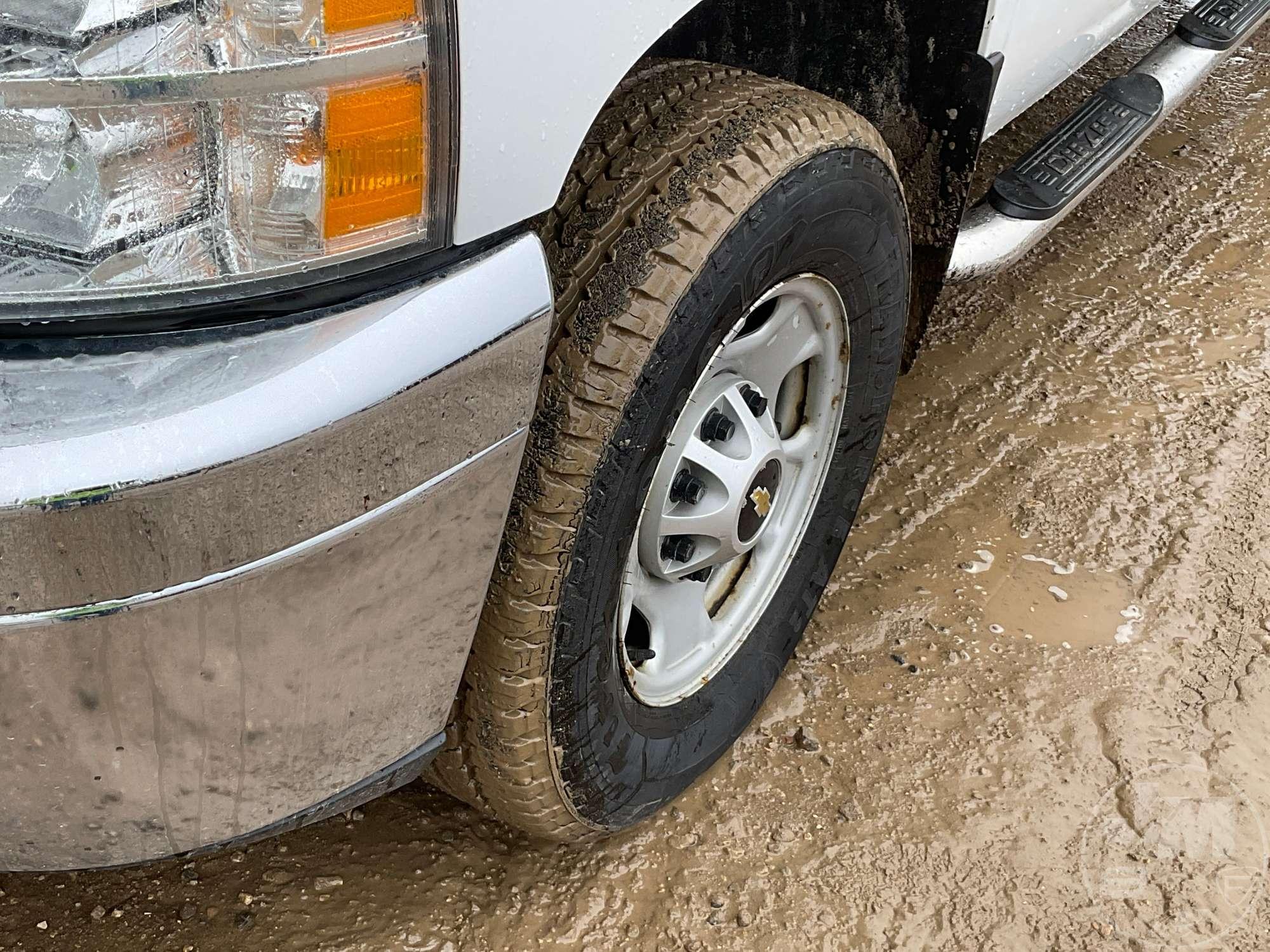 2012 CHEVROLET SILVERADO 2500HD	 EXTENDED CAB 4X4 PICKUP VIN: 1GC2KVC83CZ311519