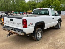 2003 CHEVROLET SILVERADO REGULAR CAB 4X4 PICKUP   VIN: 1GCHK24U53E216858